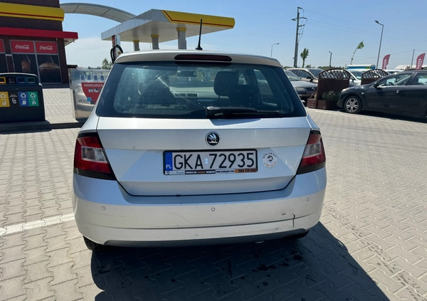 Skoda Fabia cena 14900 przebieg: 620000, rok produkcji 2016 z Nowe Miasteczko małe 79